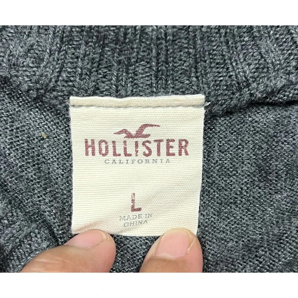 Hollister Sweater Mens Medium Gray Long Sleeve Casual V‎ Neck Pullover